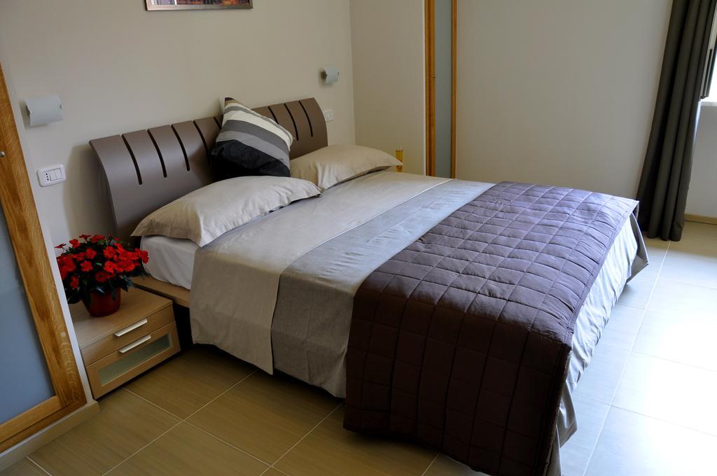 Bed and Breakfast Vecchio Saracino - Carola 1801 Agropoli Zimmer foto